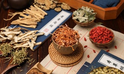 中药清湿热的药有哪些-中药清热祛湿处方网 - 清热除湿中药方,中药清热祛湿处方有哪些